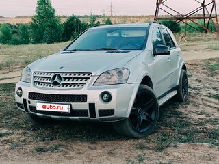 2005 Mercedes-Benz M-Класс 320 II (W164), серебристый, 1400000 рублей, вид 2