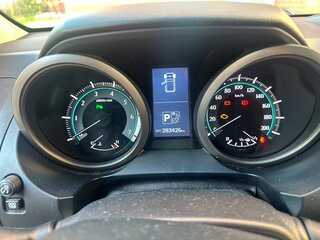 2011 Toyota Land Cruiser Prado 150 Series, серебристый, 3000000 рублей, вид 4