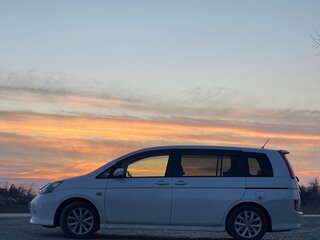 2008 Toyota ISis I, белый, 1100000 рублей, вид 3