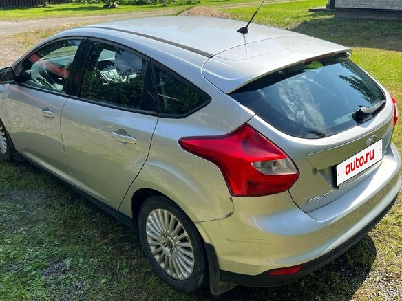 2011 Ford Focus III, серебристый, 750000 рублей - вид 4