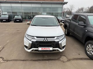 2022 Mitsubishi Outlander III Рестайлинг 3, белый, 3350000 рублей, вид 5