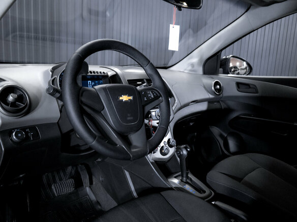 2012 Chevrolet Aveo II, чёрный, 659000 рублей - вид 10