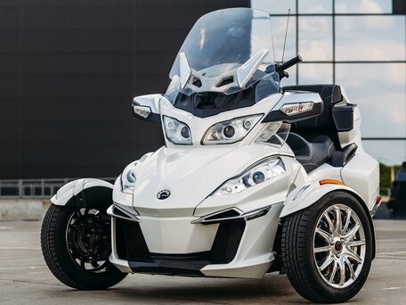 2015 BRP Can-Am Spyder, белый, 1519625 рублей, вид 3