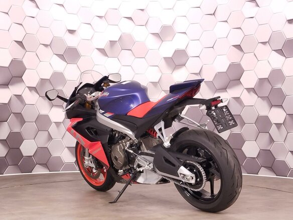 2022 Aprilia RS 660, синий, 1029000 рублей - вид 6