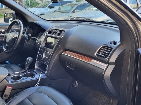 2018 Ford Explorer V Рестайлинг 2, серый, 3540000 рублей - вид 11