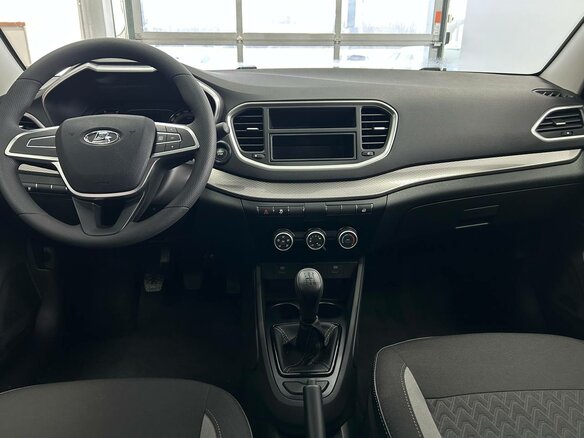 2026 Lada (ВАЗ) Vesta CNG I Рестайлинг (NG), белый, 1881000 рублей - вид 5