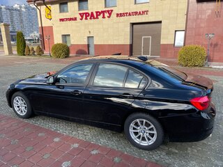 2016 BMW 3 серии 318i VI (F3x) Рестайлинг, чёрный, 1655140 рублей, вид 5