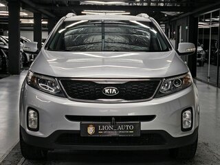 2018 Kia Sorento II Рестайлинг, серебристый, 2150000 рублей, вид 2
