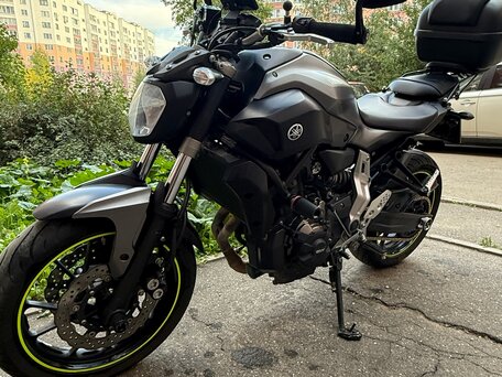 2015 Yamaha MT-07 (FZ-07), серый, 630000 рублей, вид 2