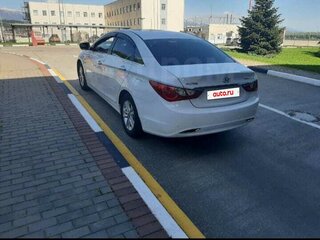 2011 Hyundai Sonata VI (YF), белый, 1100000 рублей, вид 3