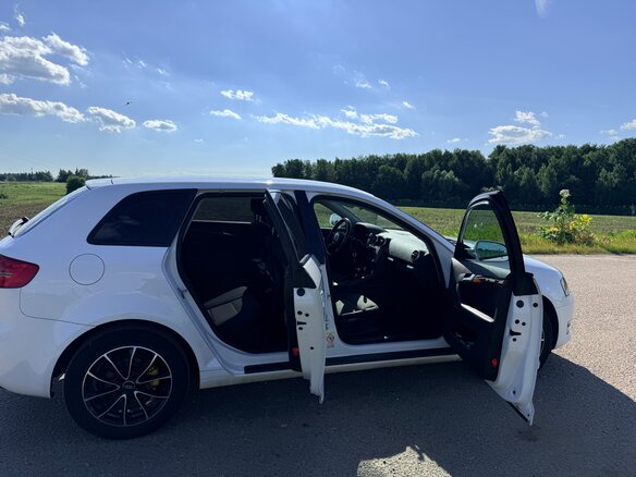 2012 Audi A3 II (8P) Рестайлинг 2, белый - вид 6