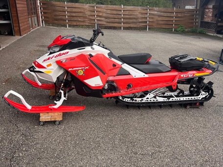 2019 BRP Ski-Doo Summit 850, красный, 1290000 рублей, вид 3