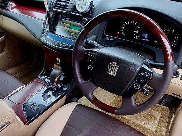 2008 Toyota Crown XIII (S200), белый, 1770000 рублей - вид 6