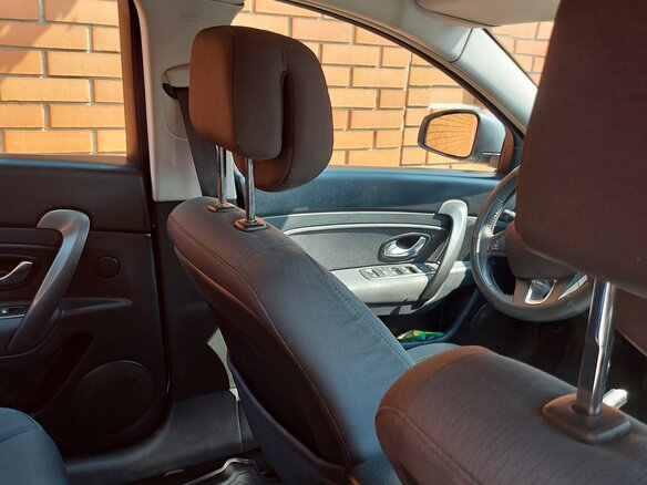 2011 Renault Latitude I, белый, 850000 рублей - вид 12