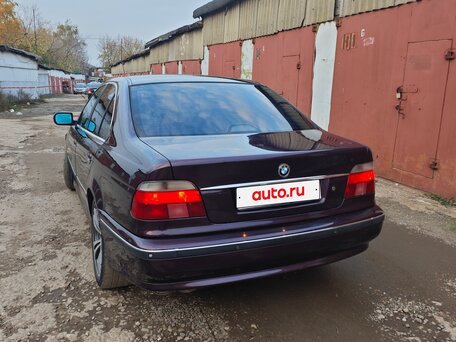 1998 BMW 5 серии 535i IV (E39), пурпурный, 590000 рублей, вид 4