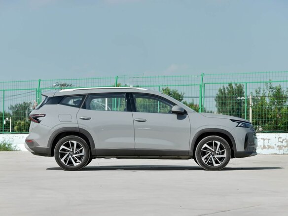 2026 Jetta VS8, серый, 2510000 рублей - вид 6