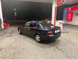 2000 Opel Vectra B Рестайлинг, чёрный, 200000 рублей, вид 4