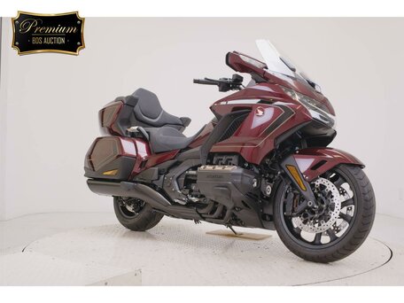 2025 Honda GL 1800 Gold Wing, красный, 3649000 рублей, вид 3