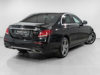 2020 Mercedes-Benz E-Класс 200 V (W213, S213, C238), чёрный, 3965000 рублей, вид 5