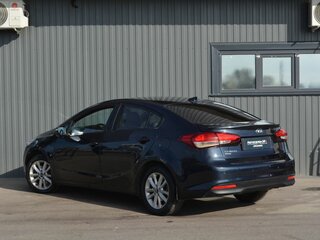 2017 Kia Cerato III Рестайлинг (Classic), синий, 989999 рублей, вид 4