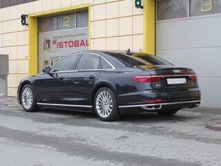 2019 Audi A8 55 TFSI IV (D5), чёрный, 3845000 рублей, вид 4