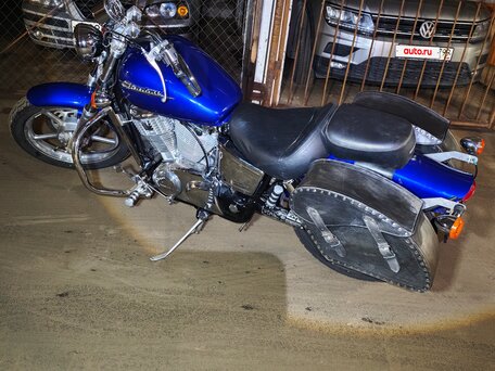 2004 Honda VT 1100, синий, 550000 рублей, вид 3