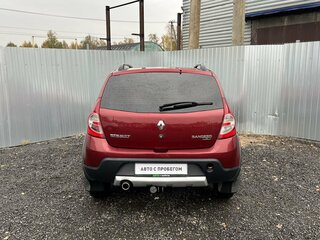 2011 Renault Sandero Stepway I, красный, 590000 рублей, вид 4