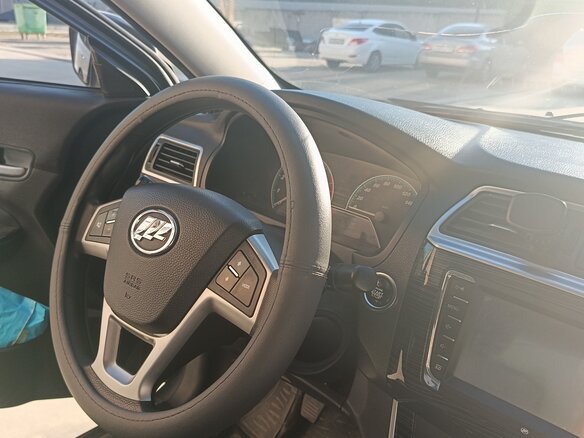 2018 Lifan Solano II, серебристый, 700000 рублей - вид 4