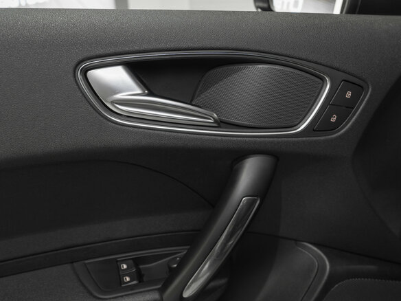 2012 Audi A1 I (8X), коричневый, 990000 рублей - вид 11