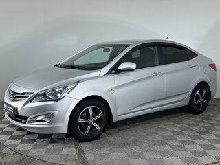 2014 Hyundai Solaris I Рестайлинг, серебристый, 897000 рублей, вид 1