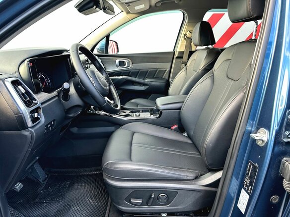 2023 Kia Sorento IV, синий, 3690000 рублей - вид 13