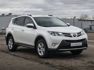 2014 Toyota RAV4 IV (XA40), белый, 1729000 рублей, вид 3
