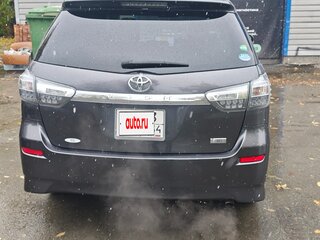 2013 Toyota Wish II Рестайлинг, серый, 1470000 рублей, вид 2