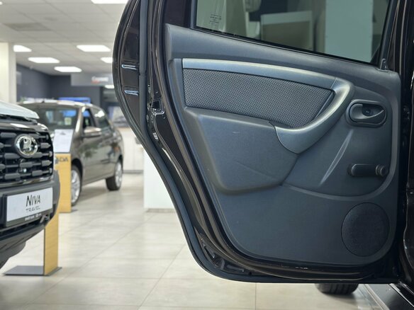 2018 Renault Duster I Рестайлинг, коричневый, 1300000 рублей - вид 14