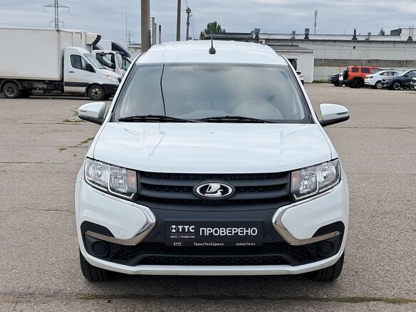 2024 Lada (ВАЗ) Largus I Рестайлинг, белый - вид 1