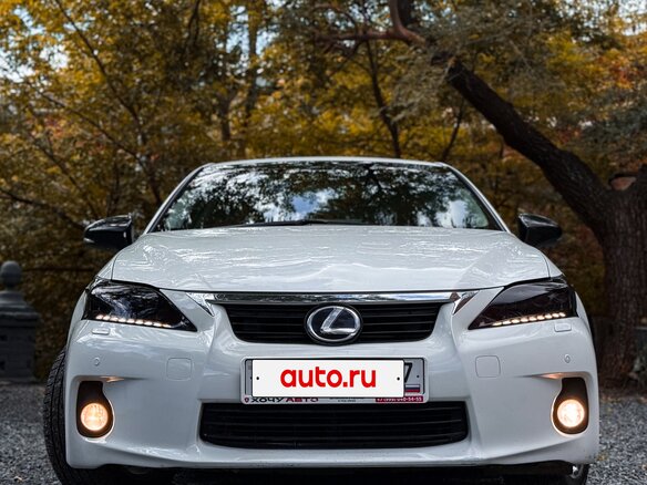 2012 Lexus CT 200h I, белый, 1100000 рублей - вид 2