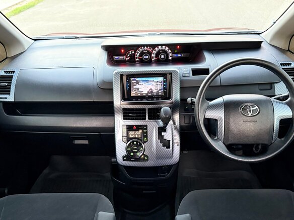 2010 Toyota Noah II (R70), серый - вид 18