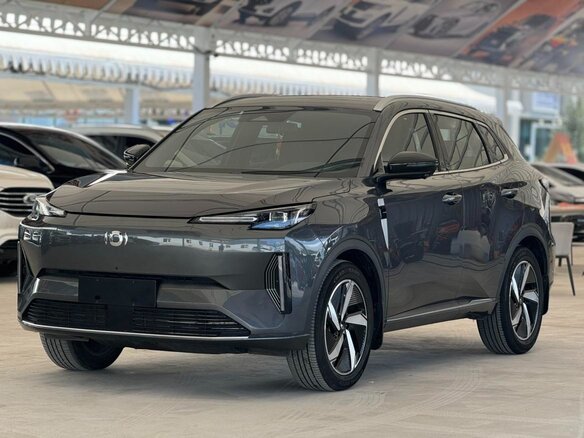 2025 Changan Qiyuan Q05 I, серый