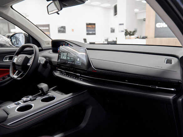 2026 Changan UNI-S I, серый, 3229900 рублей - вид 13