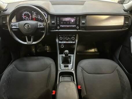2019 Skoda Kodiaq I, белый, 2175000 рублей, вид 5