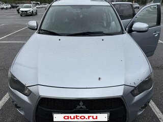 2011 Mitsubishi Outlander II Рестайлинг, серебристый, 950000 рублей, вид 2