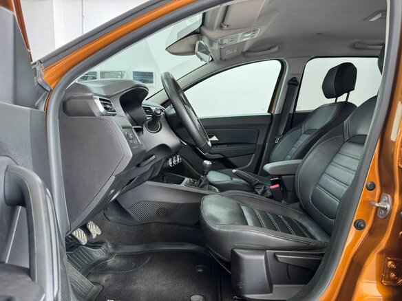 2021 Renault Duster II, оранжевый - вид 9