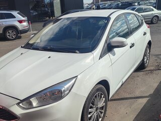 2016 Ford Focus III Рестайлинг, белый, 690000 рублей, вид 1