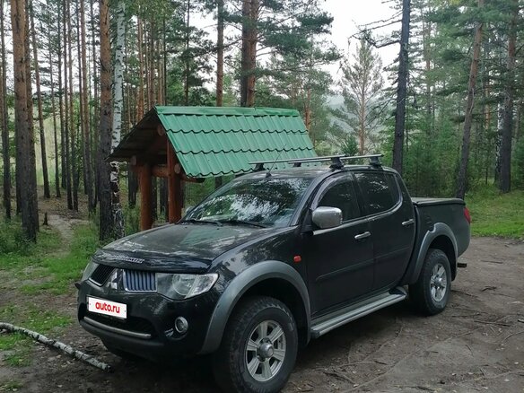 2008 Mitsubishi L200 IV, чёрный, 1550000 рублей - вид 2