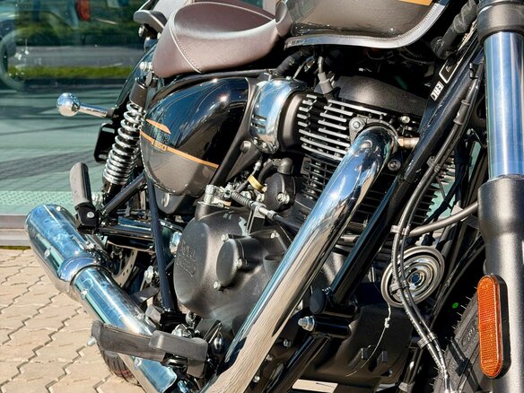 2026 Royal Enfield Meteor, чёрный, 528000 рублей - вид 7