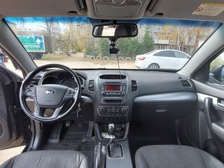 2013 Kia Sorento II Рестайлинг, чёрный, 1700000 рублей, вид 5