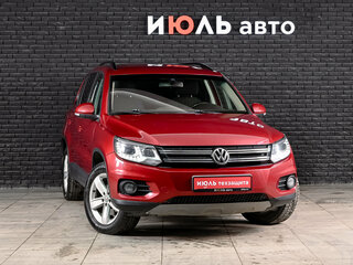 2012 Volkswagen Tiguan I Рестайлинг, красный, 1350000 рублей, вид 3