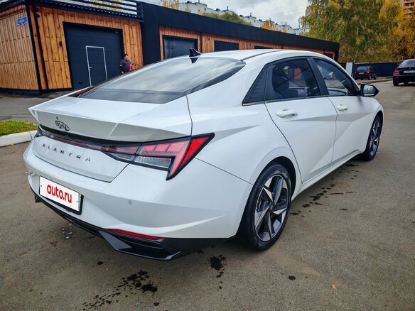 2021 Hyundai Elantra VII (CN7), белый, 2030000 рублей - вид 6