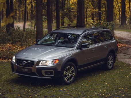 2013 Volvo XC70 II, бежевый, 2549000 рублей, вид 1