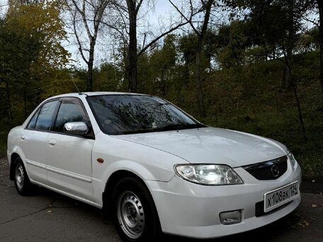 2001 Mazda Familia VIII (BJ), белый, 379999 рублей, вид 2